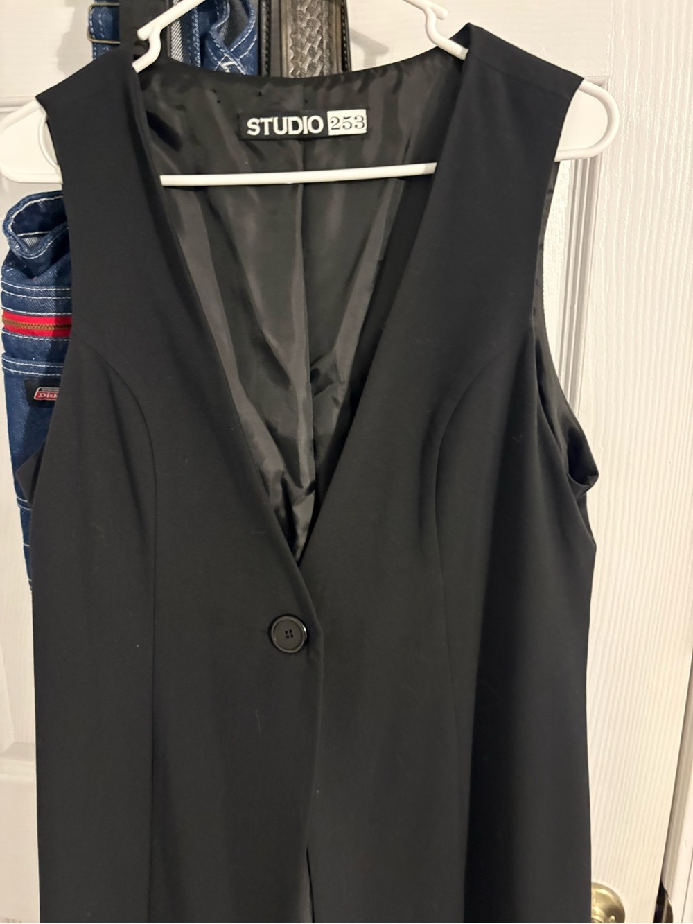Studio 253 Black Tailored Vest Waistcoat Top - Size Large